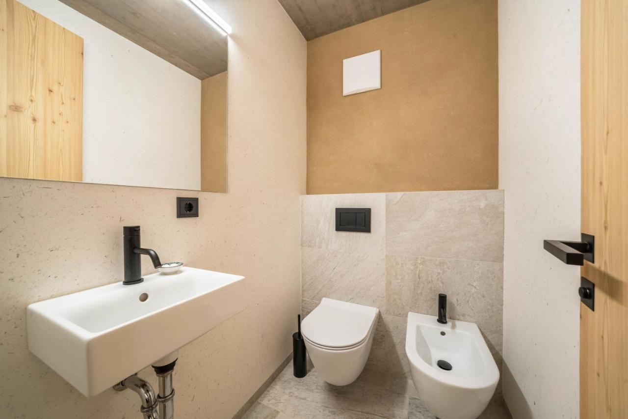 Lagar Apartement Pircher Schnallele San Leonhard in Passeier Exteriör bild